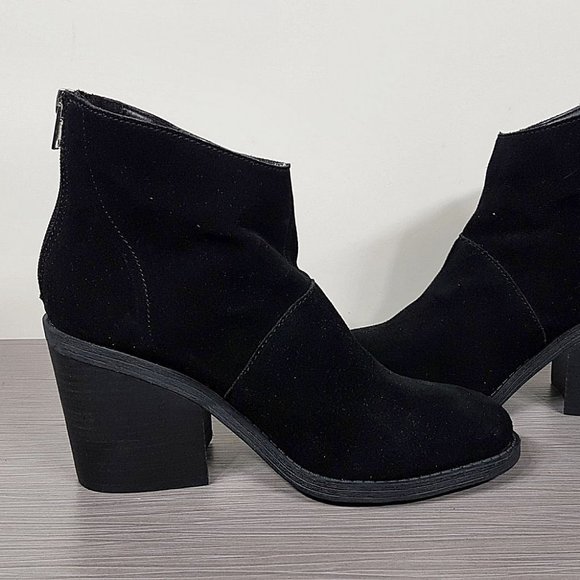 Steve Madden Shrines Bootie, Black Suede - Picture 6 of 10